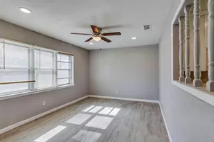 1700 Sagebush Trail, Euless, TX 76040 - Photo 8