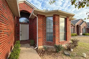 1725 Wild Deer Way, Arlington, TX 76002 - Photo 2