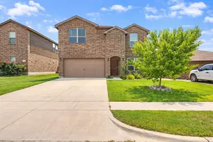 616 Cameron Wy, Azle, TX 76020 - Photo 1