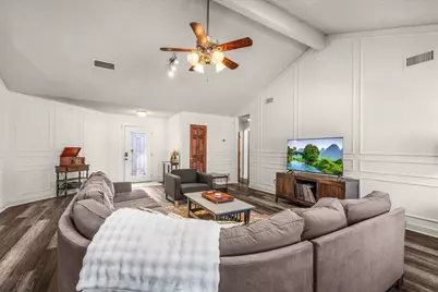 107 Springridge Lane, Euless, TX 76039 - Photo 8