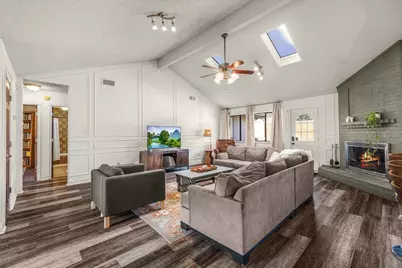 107 Springridge Lane, Euless, TX 76039 - Photo 10