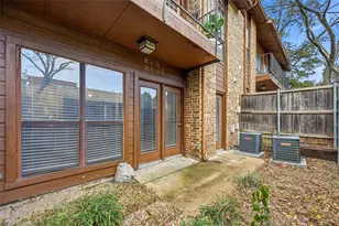 7522 Holly Hill Dr, Dallas, TX 75231 - Photo 14