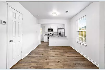 406 E Elm Street, Denison, TX 75021 - Photo 8