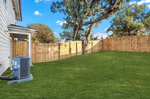 406 E Elm St, Denison, TX 75021 - Photo 20