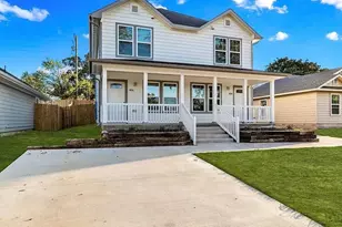 406 E Elm St, Denison, TX 75021 - Photo 2