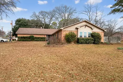 2090 Fort Drive, Longview, TX 75604 - Photo 2