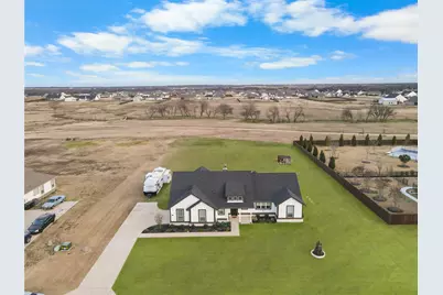 2517 Southern Oak Trail, Oak Ridge, TX 75161 - Photo 2