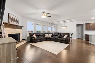 2517 Southern Oak Trl, Oak Ridge, TX 75161 - Photo 4