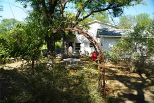 7028 Edgewater Trail, Fort Worth, TX 76135 - Photo 4