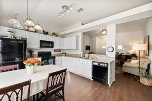 1307 Hidden Oaks Dr, Mansfield, TX 76063 - Photo 6