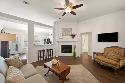 1307 Hidden Oaks Drive, Mansfield, TX 76063 - Photo 4