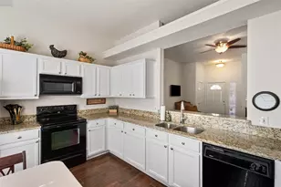 1307 Hidden Oaks Dr, Mansfield, TX 76063 - Photo 8