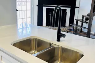 7107 Holly Hill Dr, Dallas, TX 75231 - Photo 6