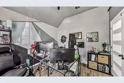 6404 Eagle Creek Drive, Flower Mound, TX 75028 - Photo 10