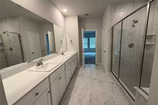 8479 Challenger Ln, Frisco, TX 75034 - Photo 16