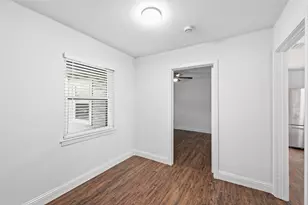 1005 Highland Dr, Grand Prairie, TX 75051 - Photo 8