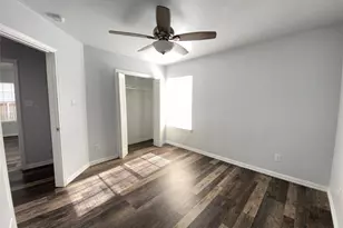 924 E Annie St, Fort Worth, TX 76104 - Photo 18