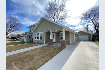 924 E Annie Street, Fort Worth, TX 76104 - Photo 2