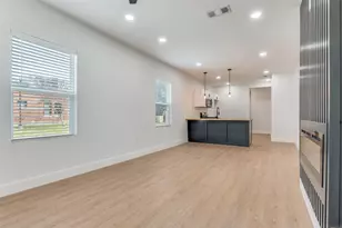 2332 Poplar St, Dallas, TX 75215 - Photo 4