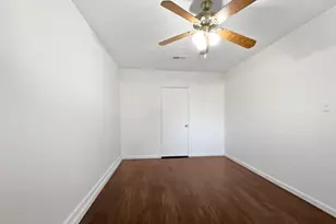 2422 Kingston St, Arlington, TX 76015 - Photo 10