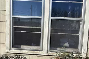 500 N Victory St, Graham, TX 76450 - Photo 8