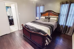 821 Meadowdale Rd, Arlington, TX 76017 - Photo 16