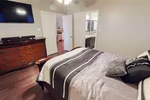 821 Meadowdale Rd, Arlington, TX 76017 - Photo 14