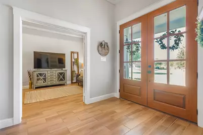 108 Southwood Drive, Burleson, TX 76028 - Photo 4