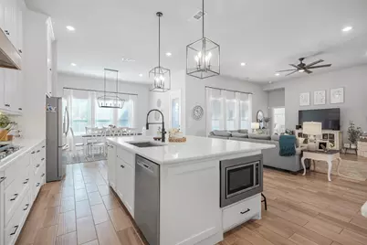 108 Southwood Drive, Burleson, TX 76028 - Photo 20