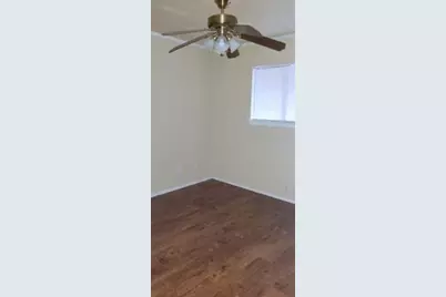 105 E Tyler Street, Ennis, TX 75119 - Photo 6