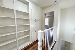 1024 Southmoor Dr, Arlington, TX 76010 - Photo 10