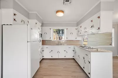 426 Bond Street, Fairfield, TX 75840 - Photo 6