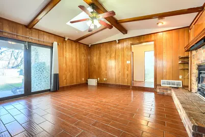 2112 Mangum Street, Commerce, TX 75428 - Photo 10