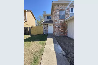 2618 Isbella Drive, Grand Prairie, TX 75052 - Photo 2