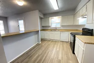 2618 Isbella Dr, Grand Prairie, TX 75052 - Photo 8