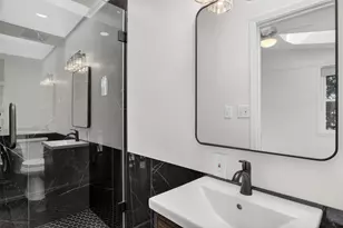 10329 Lake Garden Dr, Dallas, TX 75218 - Photo 16