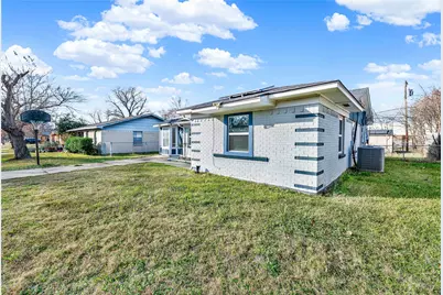 2417 Vickie Street, Mesquite, TX 75149 - Photo 2