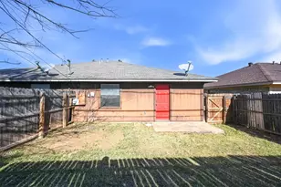 6833 S Creek Dr, Fort Worth, TX 76133 - Photo 16