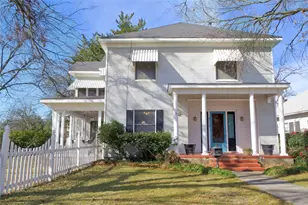 213 Clements, Gainesville, TX 76240 - Photo 2