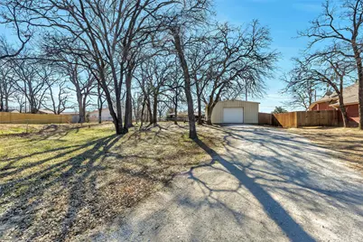 1404 Brush Street, Bridgeport, TX 76426 - Photo 2