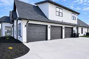 1107 Lily Ct, Cedar Hill, TX 75104 - Photo 4