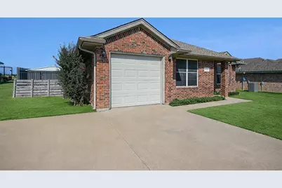 408 Mesquite Drive, Rio Vista, TX 76093 - Photo 2