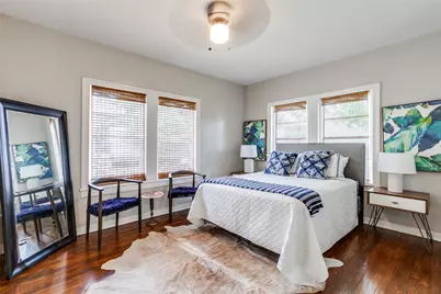 733 W Page Avenue, Dallas, TX 75208 - Photo 8