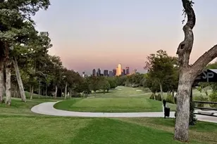 733 W Page Ave, Dallas, TX 75208 - Photo 22