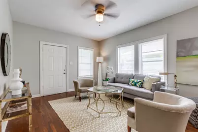 733 W Page Avenue, Dallas, TX 75208 - Photo 2