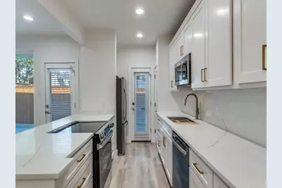 5755 Phoenix Drive #A, Dallas, TX 75231 - Photo 12