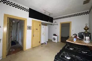 408 N Wichita St, Electra, TX 76360 - Photo 10