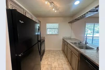 4049 Herschel Avenue #F, Dallas, TX 75219 - Photo 8