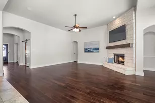 1005 Pebblegate Dr, Weatherford, TX 76085 - Photo 10