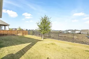 2325 Offerande Dr, Fort Worth, TX 76008 - Photo 38